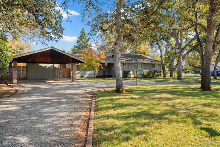 7125 Robles Redding, CA 96002