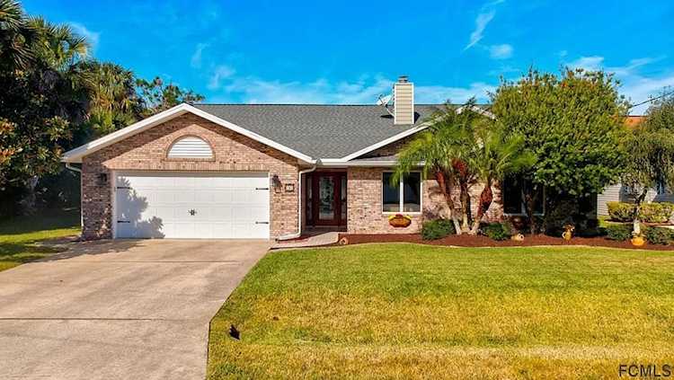 5 Crazy Horse Ct Palm Coast, FL 32137