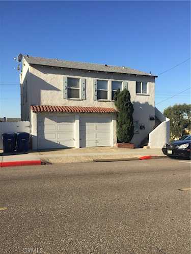 2067 Manhattan Ave Hermosa Beach, CA 90254