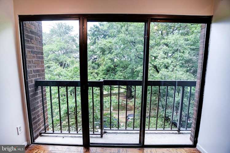 1001 26th St NW #406 Washington, DC 20037 | MLS DCDC2104980 Photo 1