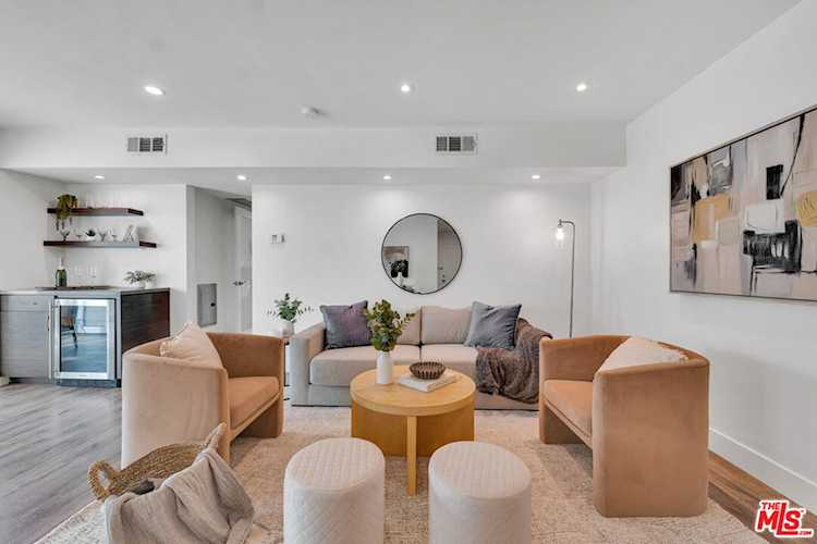 1010 Palm Ave #111, West Hollywood, CA 90069 | RubyHome Photo 1