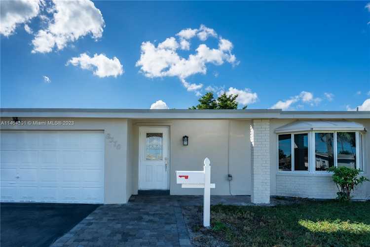 8370 NW 20th Ct Sunrise, FL 33322