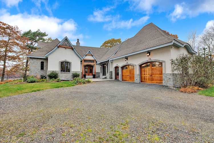 168 Drury Ln South Thomaston, ME 04858
