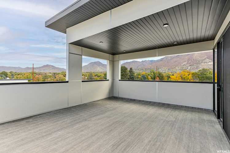 4936 S Beverly Ct E Holladay, UT 84117