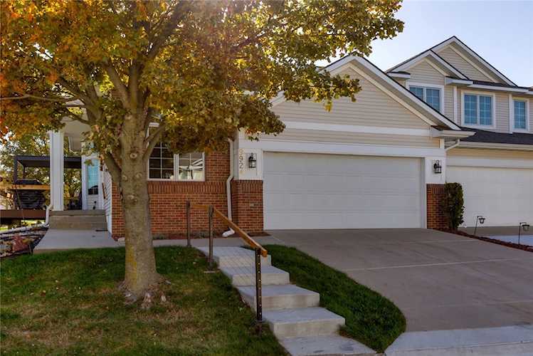 9924 Cheshire Ln Johnston, IA 50131