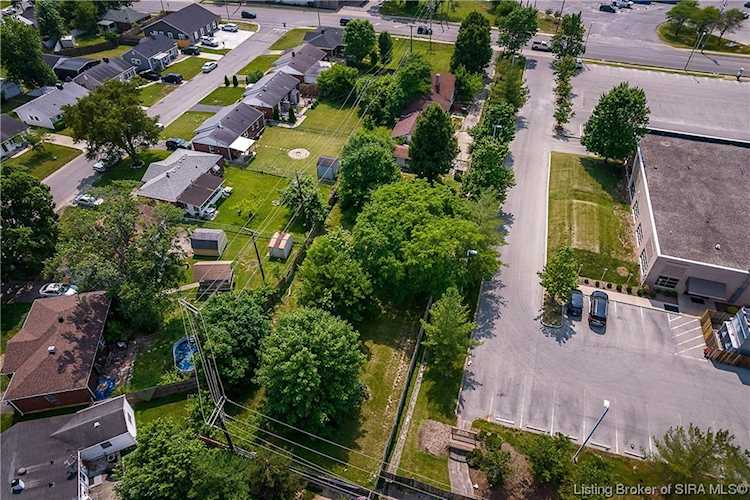 2206 Green Valley Rd New Albany, IN 47150 MLS 202308435