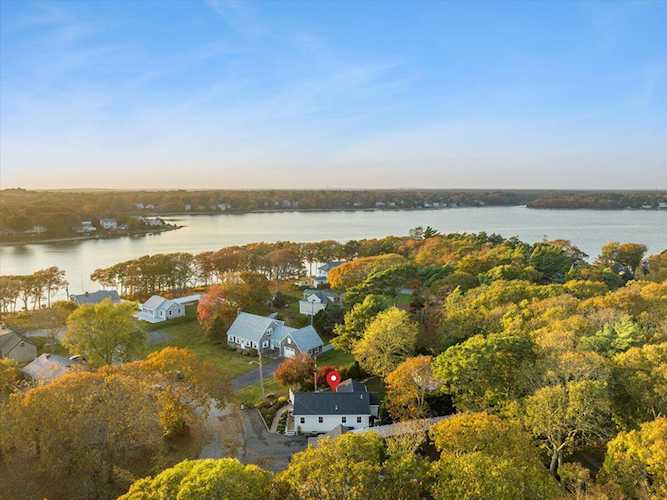 38 Rip Van Winkle Way Buzzards Bay, MA 02532