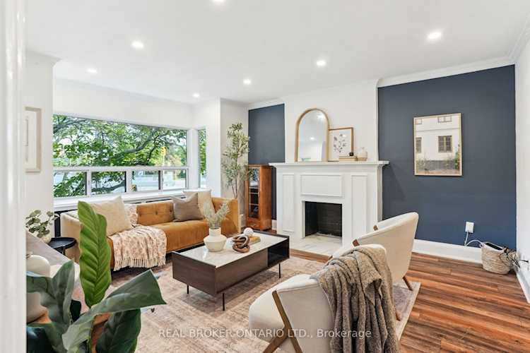 75 Rivercourt Blvd Toronto, ON M4J 3A3