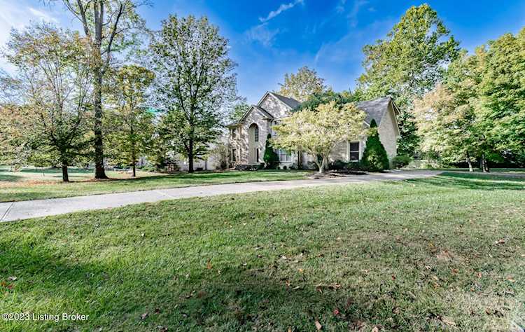 1 Anchorage Pointe Anchorage, KY 40223