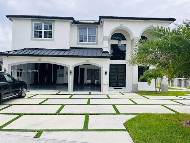4128 SW 195th Ter Miramar, FL 33029