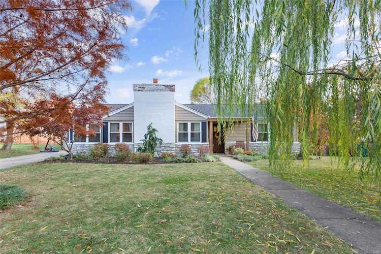 1444 Ronald Dr Webster Groves, MO 63119