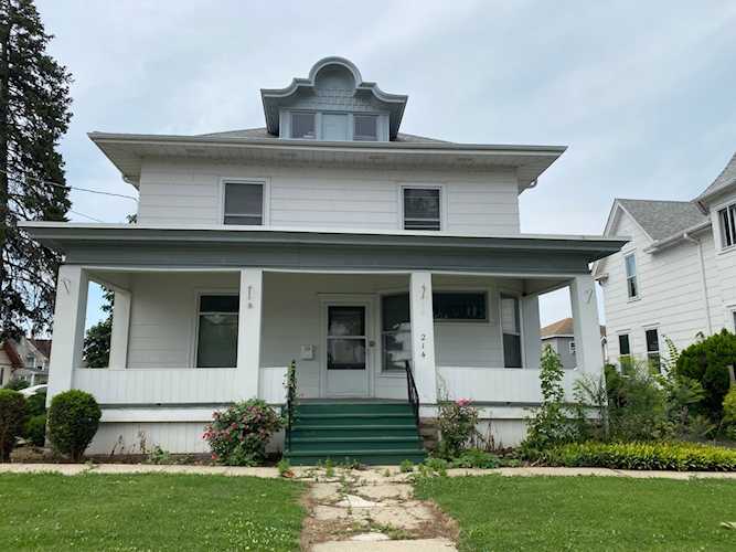 214 Gale St Aurora, IL 60506