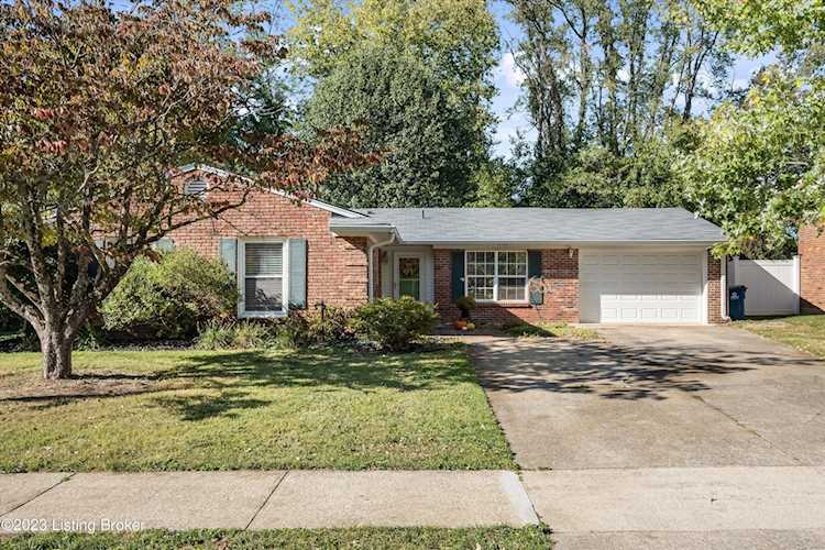 12207 Ledges Dr, Louisville, KY 40243 - Crosscreeke $245,750 Photo 1