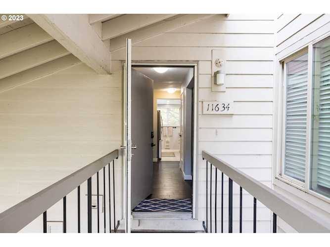 11634 SW Boones Bend DR Beaverton, OR 97008