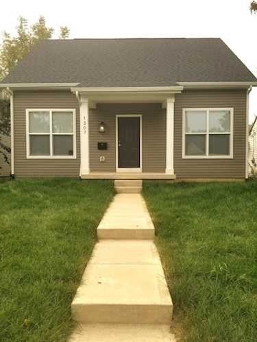 1207 Duxberry Avenue Columbus, OH 43211