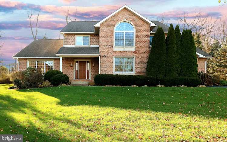 310 Dover Circle State College, PA 16801, home for sale