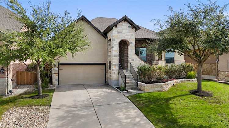 22013 Rock Wren RD Spicewood, TX 78669