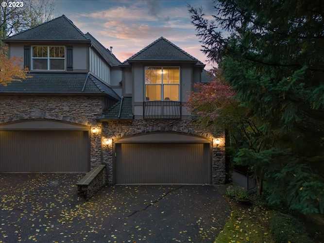 4690 Auburn LN Lake Oswego, OR 97035