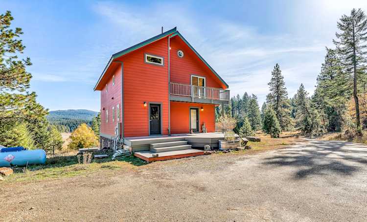 9810 Old Hyatt Prairie Rd Ashland, OR 97520