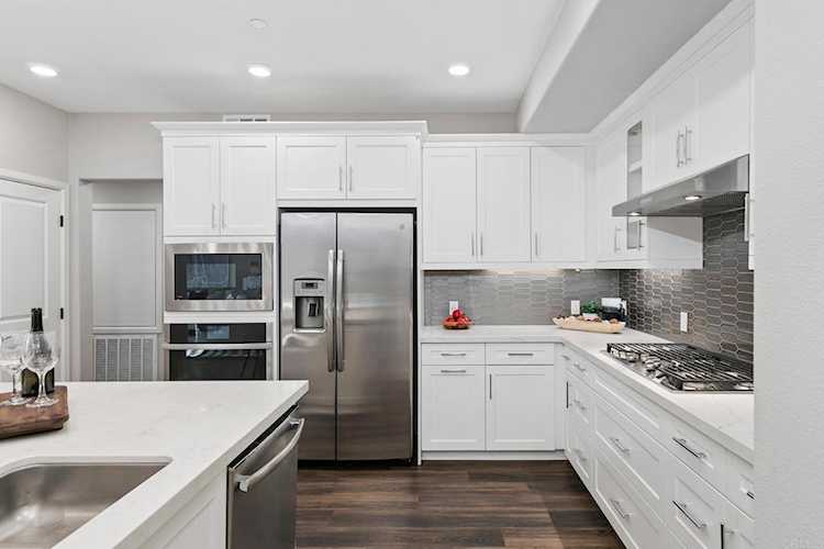16750 Coyote Bush Drive #82 San Diego, CA 92127