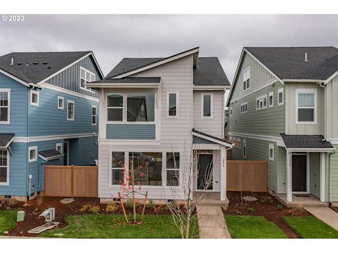 3934 SE 83rd AVE Hillsboro, OR 97123