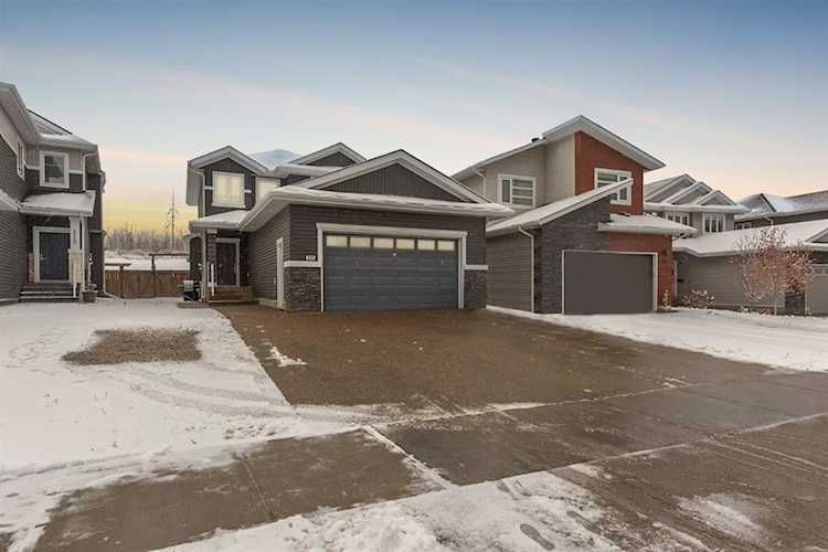214 Prospect Dr Fort McMurray, AB T9K 0