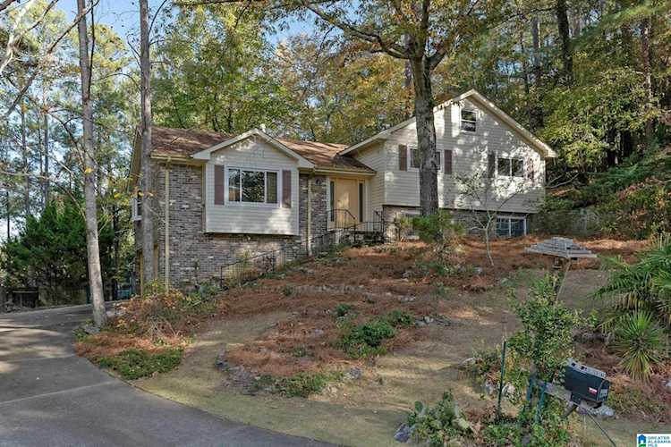 1538 Blind Brook Lane Vestavia Hills, AL 35216