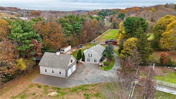 993 Yale Ave Wallingford, CT 06492