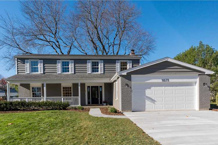 1073 Tamarack Ln Libertyville, IL 60048