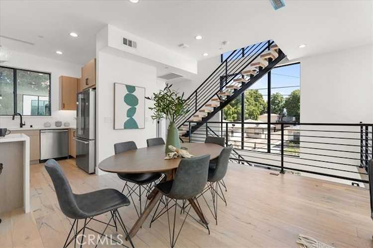 5747 N Canvas Ct North Hollywood, CA 91601