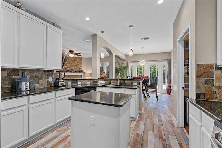 1640 Abbey LN Cedar Park, TX 78613