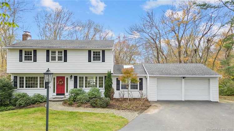 354 Ridge Rd Orange, CT 06477