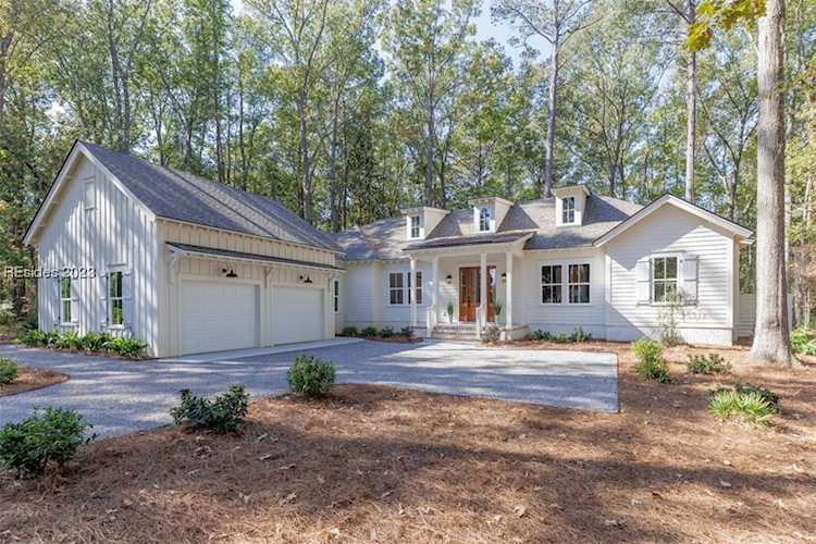 22 Longwood Dr Okatie, SC 29909