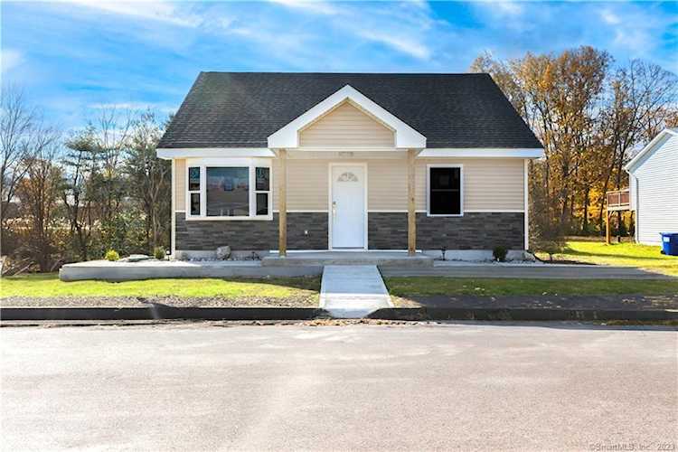 107 Northfield Rd Wallingford, CT 06492
