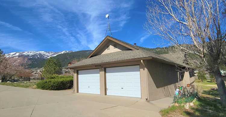 6868 Twin Lakes Road Bridgeport, CA 93517 | MLS 220299 Photo 1