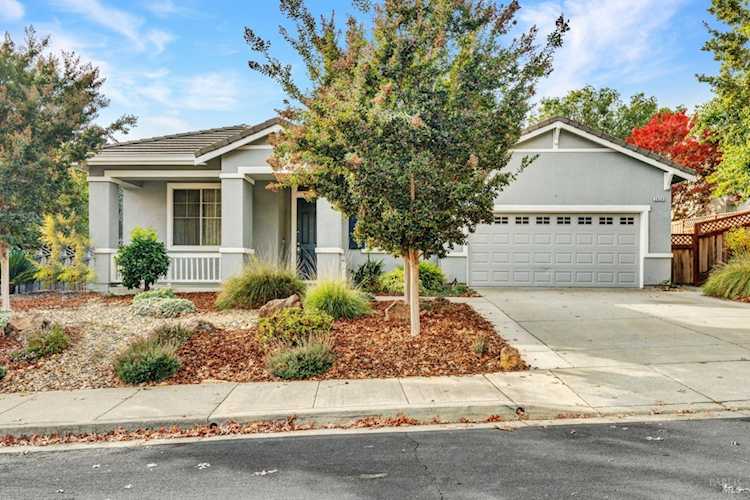 2039 Bennington Drive Vallejo, CA 94591