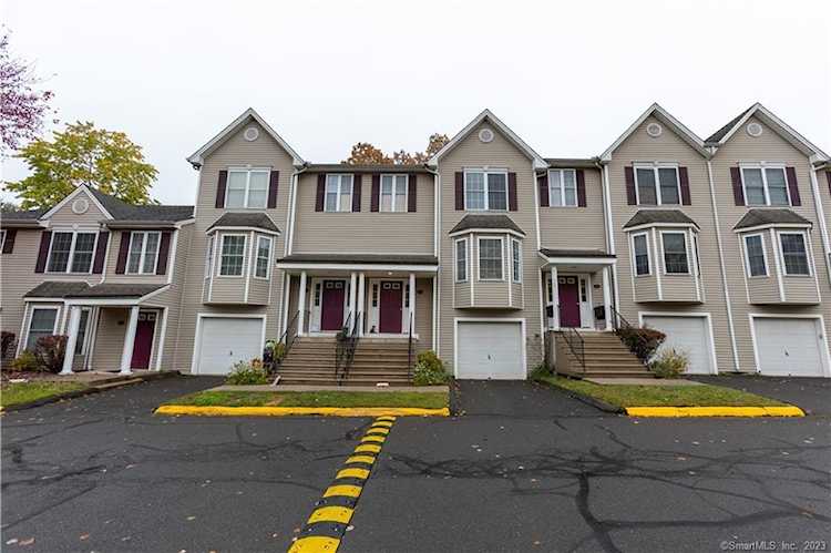 157 Leeder Hill Dr #404 Hamden, CT 06514