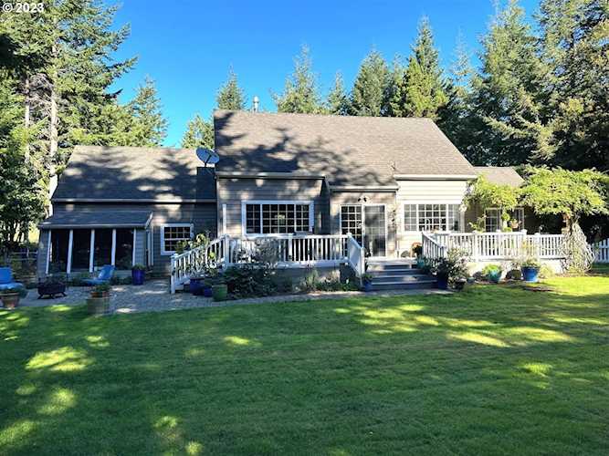 87837 Two Mile LN Bandon, OR 97411