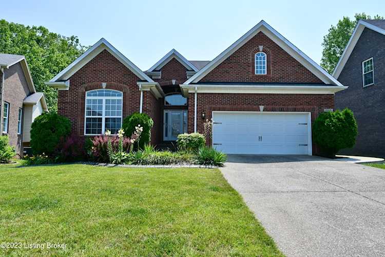 6606 Keeling Park Dr Louisville, KY 40291