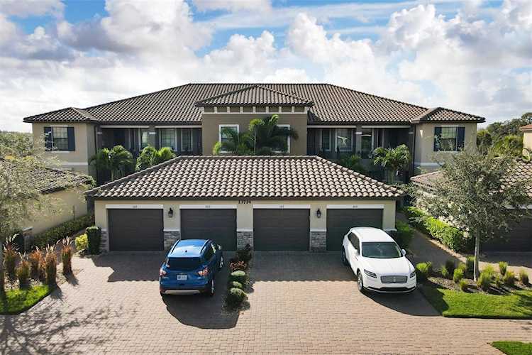 13714 Messina LOOP #103 Bradenton, FL 34211