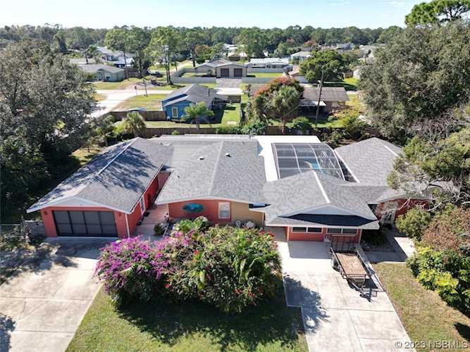 3150 Woodland Dr Edgewater, FL 32141