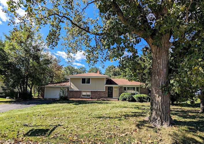 2N462 Mildred Ave Glen Ellyn, IL 60137