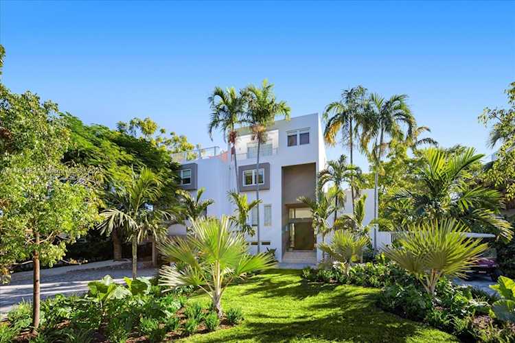 475 Harbor Dr Key Biscayne, FL 33149