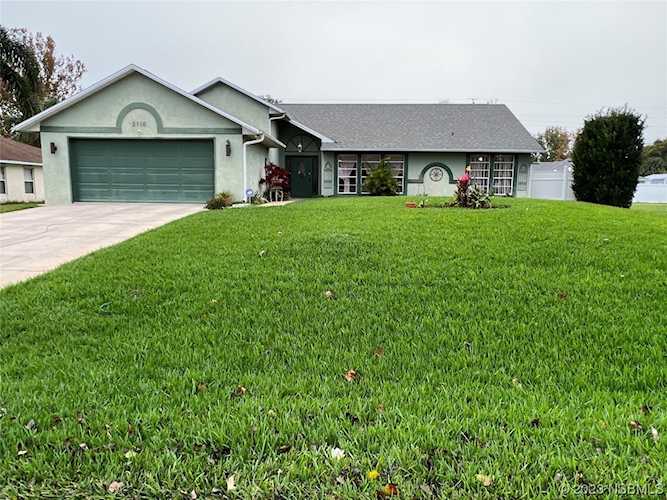 2110 Sabal Palm Dr Edgewater, FL 32141