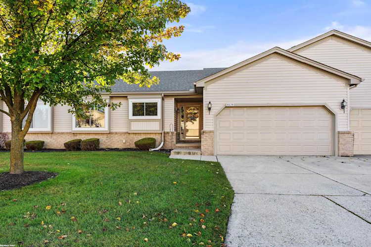 53175 Pineridge Dr Chesterfield, MI 48051