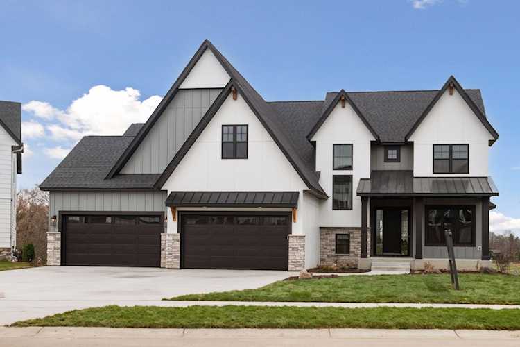 6303 Blackoaks Lane N Maple Grove, MN 55311