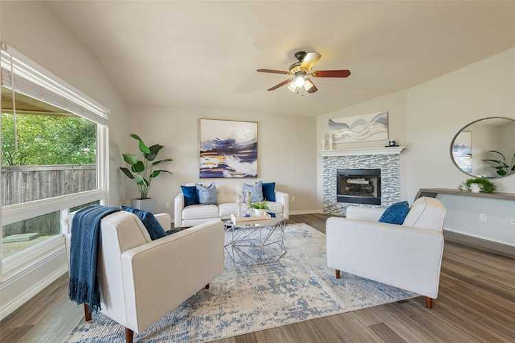 1604 Jennifer CT Round Rock, TX 78664