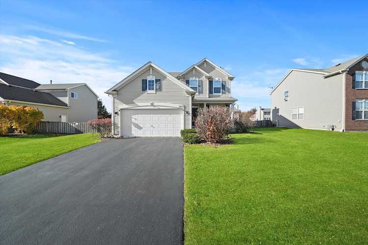 2447 Charismatic Ln Montgomery, IL 60538
