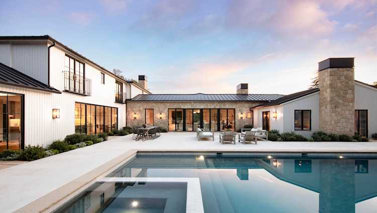 595 Picacho Ln Montecito, CA 93108