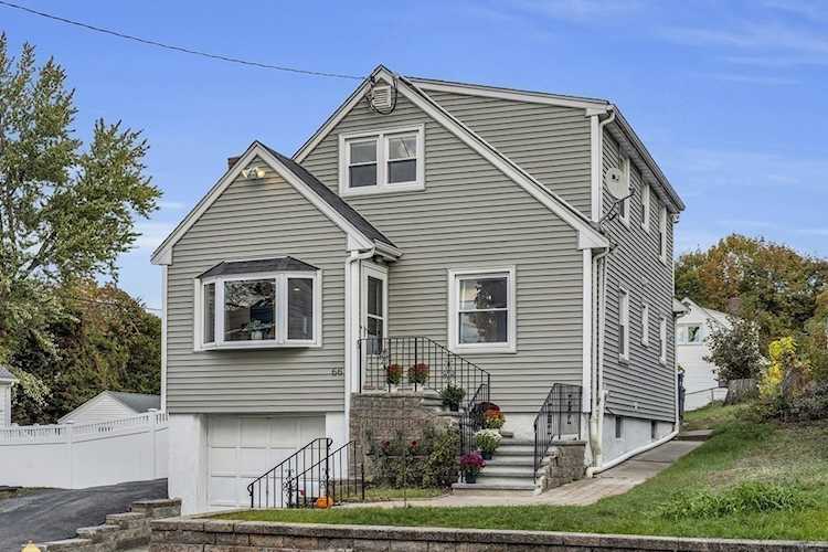66 Keystone St Boston, MA 02132